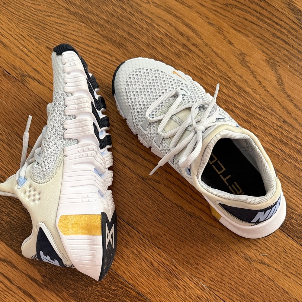 Nike Free Metcon 4 Women's Training Shoes